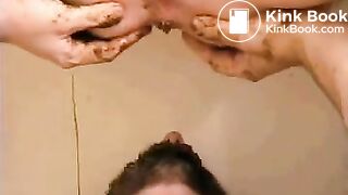 Young girl eating from her man's asshole