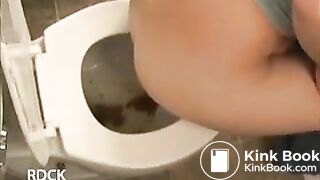 Three Vintage Girls taking Huge Shits