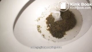 College Girl Self Shoot Pooping