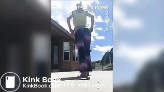 Sexy Girl pooping - video 17