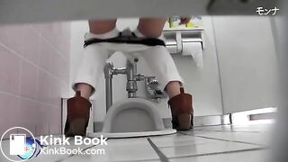 Toilet Shit Voyeur - video 2