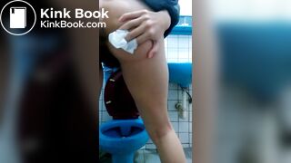 girlfriend film her poop for me