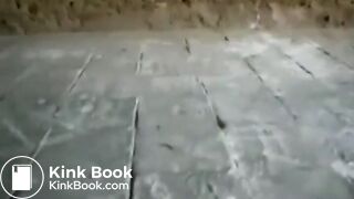 Ultra sexy lady shits in abandoned area