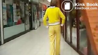 PSG - Jeany shits in sweatpants