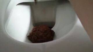 amateur girl diarrhea shit