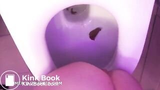 Big Sexy Ass Dropping Some Turds