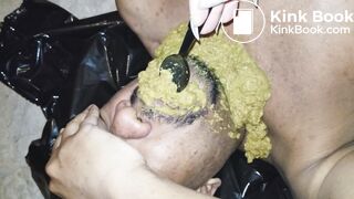 New scat chick makes him eat diarrhea