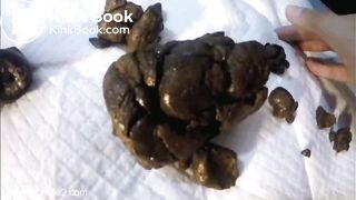 Compilation of sweet girls shitting (no sound)