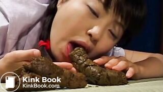 Japanese Scat Shitting and puking at the same time