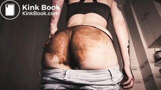 Jeans pooping and smear