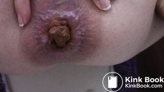 Teen poop - video 2