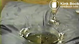 Vintage Amateur Mature Shitting-2