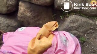 girls dropping a turd outside I