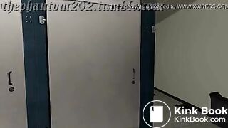 Tracer pooping toilet animation