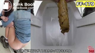 japanese girl shitting - video 3