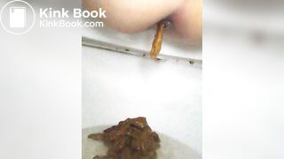 korean girls poop enjoy - video 3