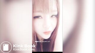 Chinese Girl Live Pooping