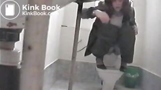 russian voyeur shoots teens taking shit