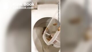 pooping 4 - video 2