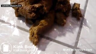 Squat and shit - video 4