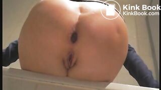 Skye Constipated Shit