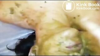 Wife gets pooped on and enjoys a fierce orgasm rubbing one out - video 7