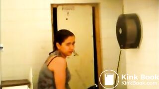 Teen shitting On shittytube.mp4