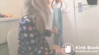 Girl on the toilet pooping - video 7