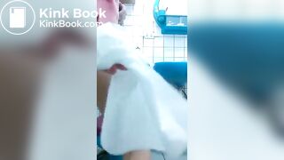 Thai girl make pooping video