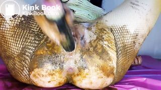 Fishnet pantyhose shitting and toying - video 2