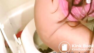 Toilet pooping - video 22