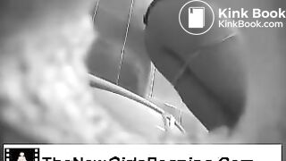 Girl poops & masturbates