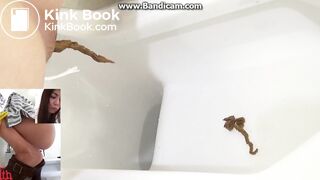 girl pooping and farting 2