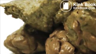 Toilets - Blonde American Teen Pooping Standing [2]