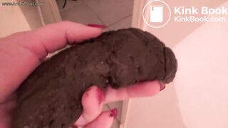 Beauty pooping - video 4
