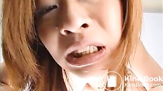 Jap babe eating own shit