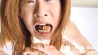 Jap babe eating own shit