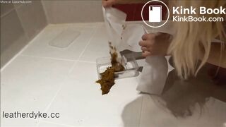 Blonde likes to shit in bathroom, HD