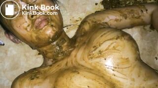 Busty Amateur Gets More Than A Mouthful - video 2