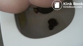 Sexy pooping - video 98