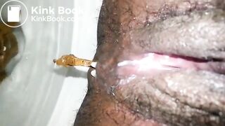 Sexy pooping - video 56