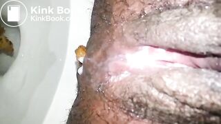 Sexy pooping - video 56
