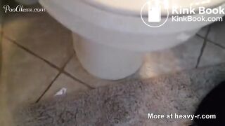 Sexy Girl pooping - video 6