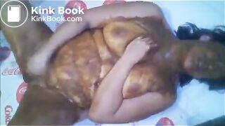Wife gets pooped on and enjoys a fierce orgasm rubbing one out - video 4