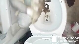 My girlfriend shitting on my big cock