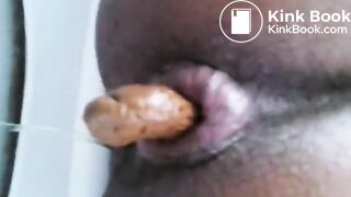 Big booty ebony poops big turd in toilet