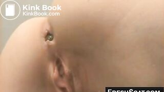 Sexy Girl pooping - video 5