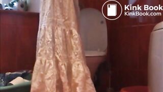 Girl Farting On Toilet - video 2