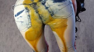 Jean pooping diarrhea