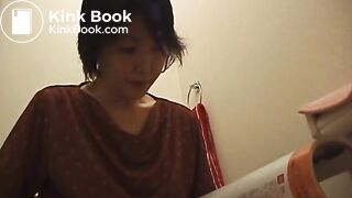 japanese girl pooping 3